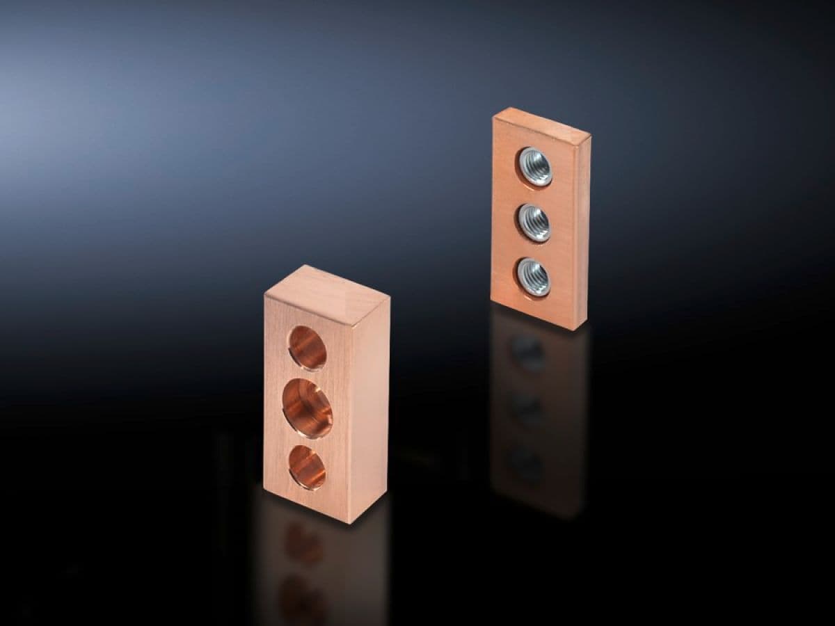 Contact piece for connection brackets